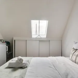  Appartement Delightful Studio With Eiffet Tower View Close To Champs Elysee Avenue & Alma Bridge